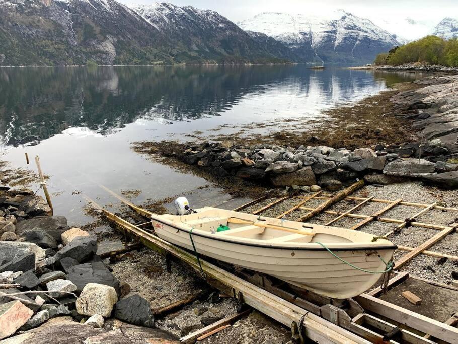 Cabin By The Fjord Oksendalsora Екстериор снимка